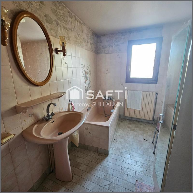 Maison - 95 m² - 4 pièces