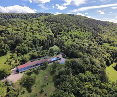 Maison - 218 m² - 6 pièces