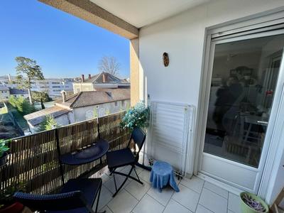 Appartement - 64 m² - 3 pièces