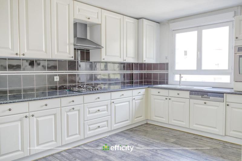 Appartement - 93 m² - 4 pièces