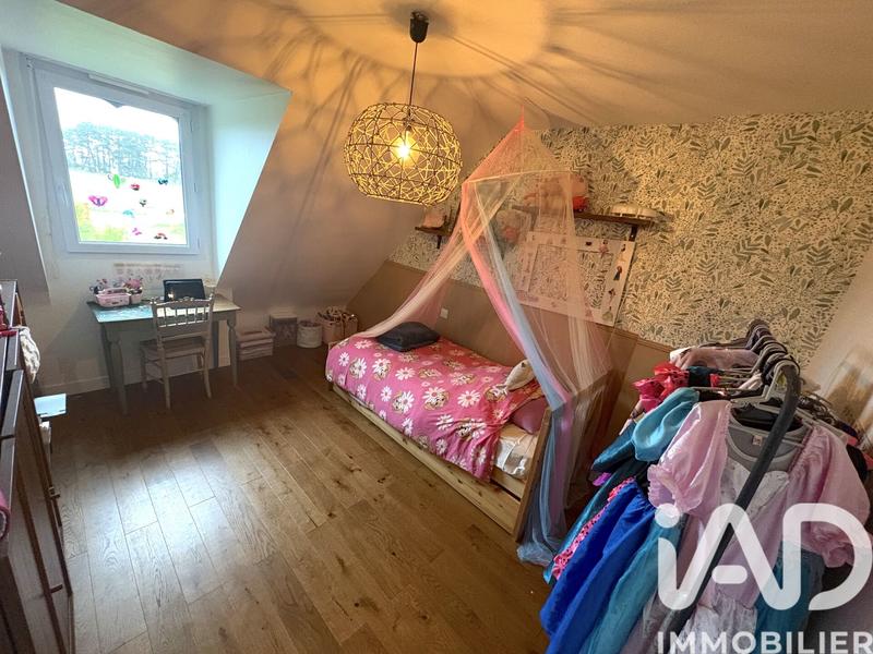 Maison - 177 m² - 6 pièces