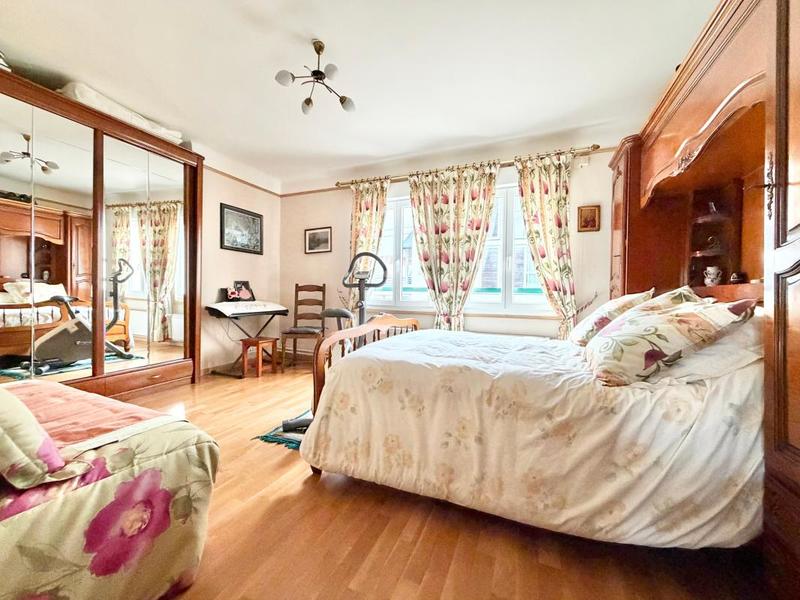 Maison - 168 m² - 6 pièces