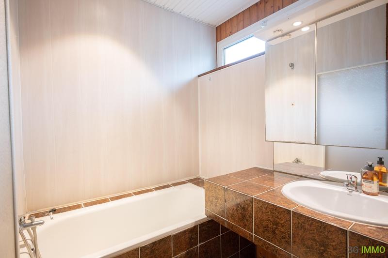 Maison de ville - 81 m² - 4 pièces