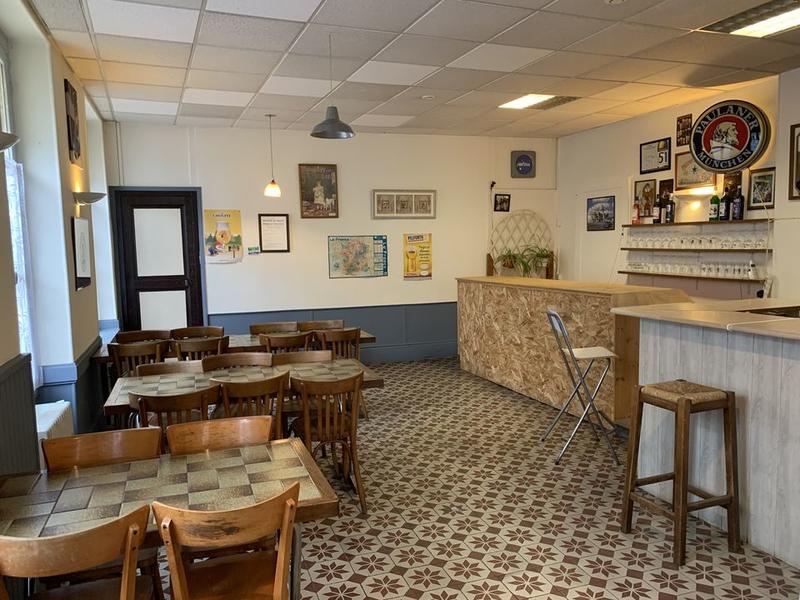 Maison - 250 m² - 9 pièces