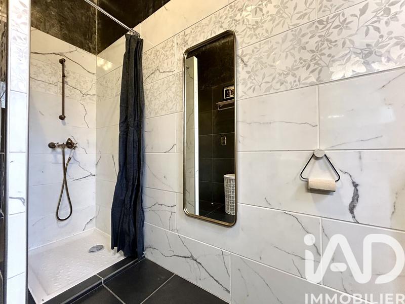 Maison de ville - 111 m² - 5 pièces