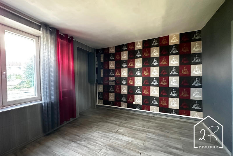 Maison - 350 m² - 6 pièces