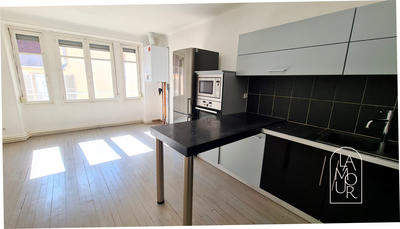 Appartement - 109 m² - 4 pièces