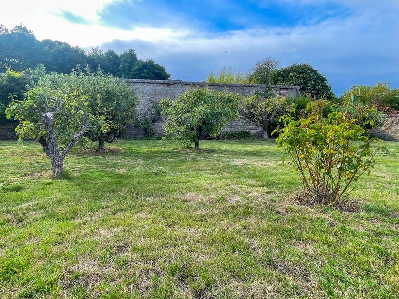 Maison en pierre - 143 m² - 6 pièces