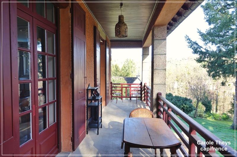 Maison - 190 m² - 9 pièces