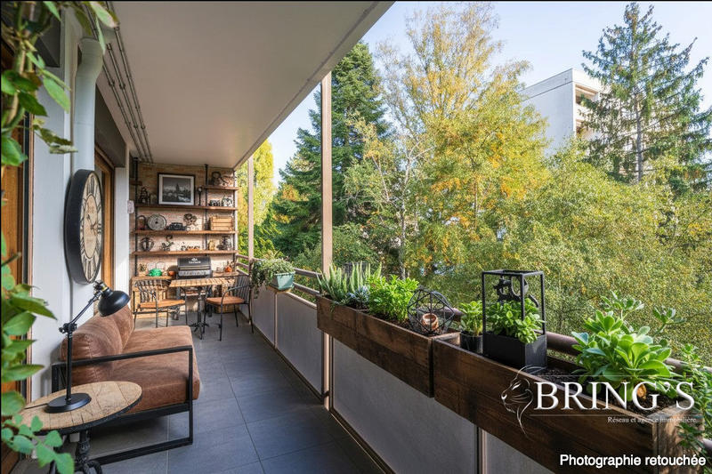 Appartement - 101 m² - 6 pièces