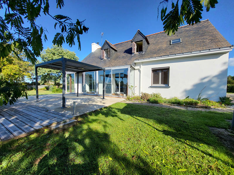 Maison - 135 m² - 6 pièces