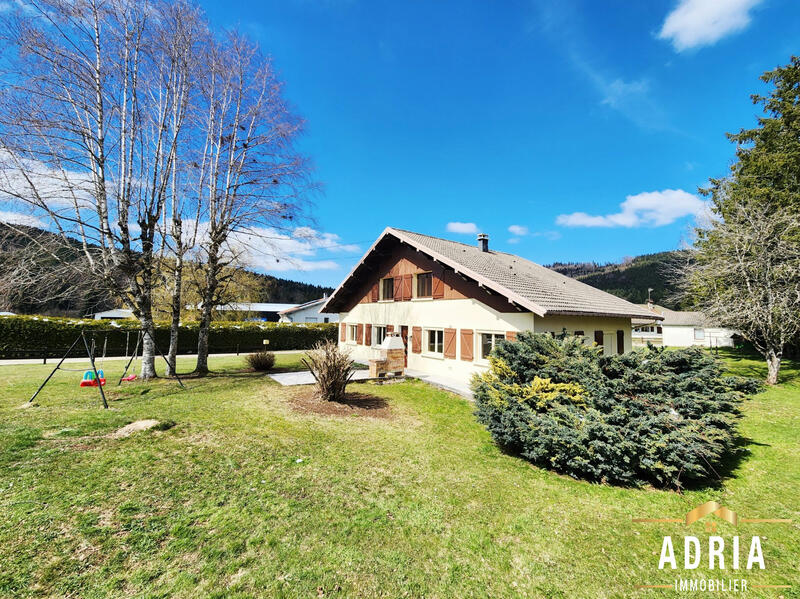 Maison - 141 m² - 6 pièces