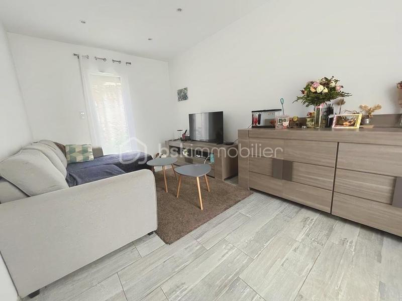 Maison traditionnelle - 75 m² - 4 pièces