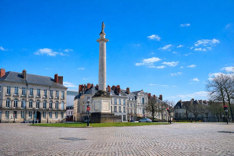 Appartement - 265 m² - 8 pièces