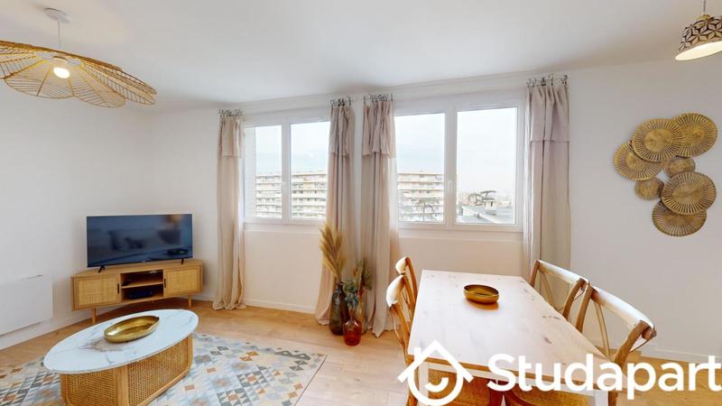 Chambre - 12 m² - 1 pièce