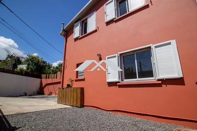 Maison jumelée - 86 m² - 4 pièces