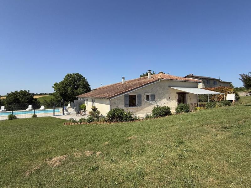 Maison - 314 m² - 10 pièces