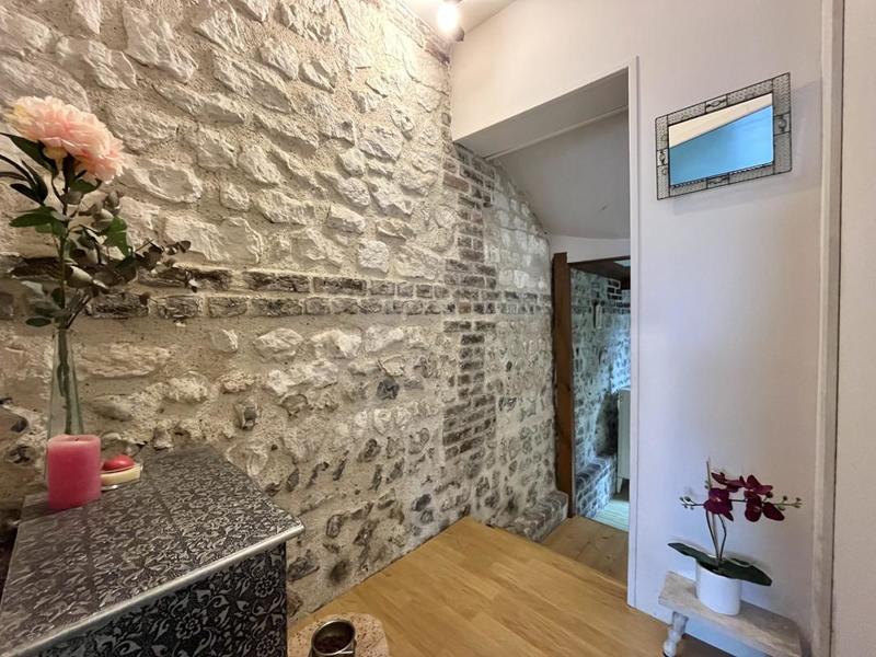 Maison ancienne - 100 m² - 4 pièces