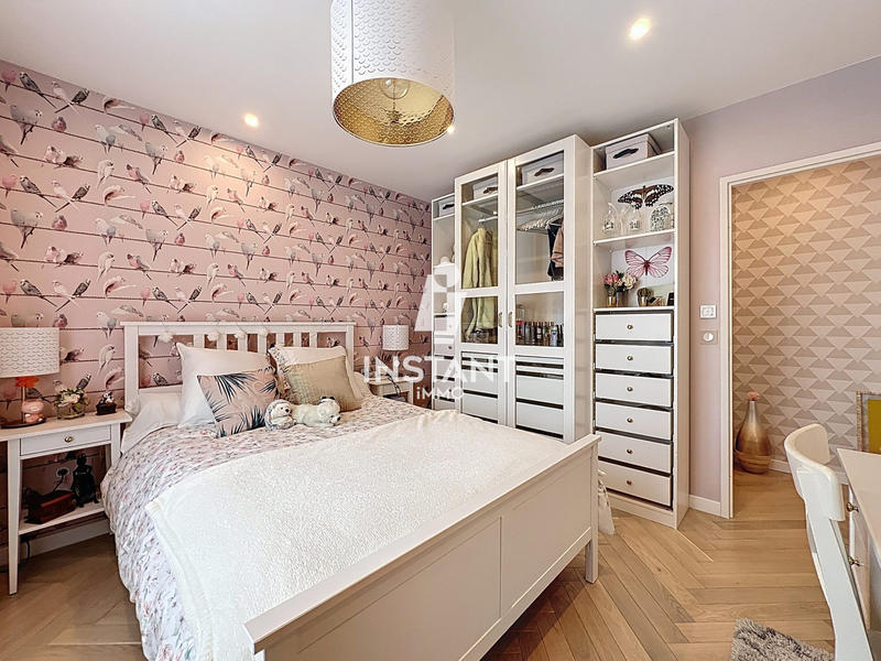 Appartement - 103 m² - 5 pièces