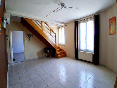 Maison - 86 m² - 4 pièces