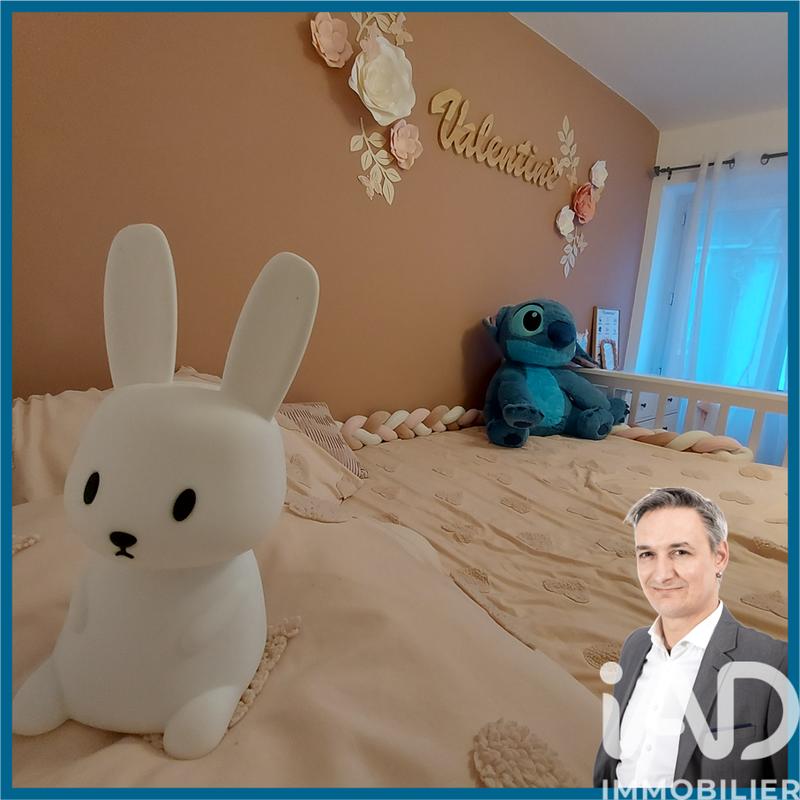 Maison - 95 m² - 5 pièces