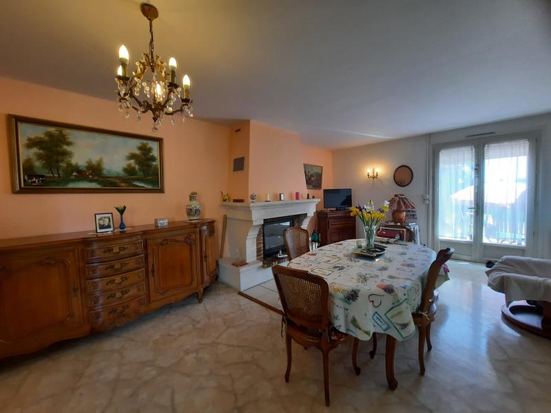 Maison traditionnelle - 150 m² - 6 pièces