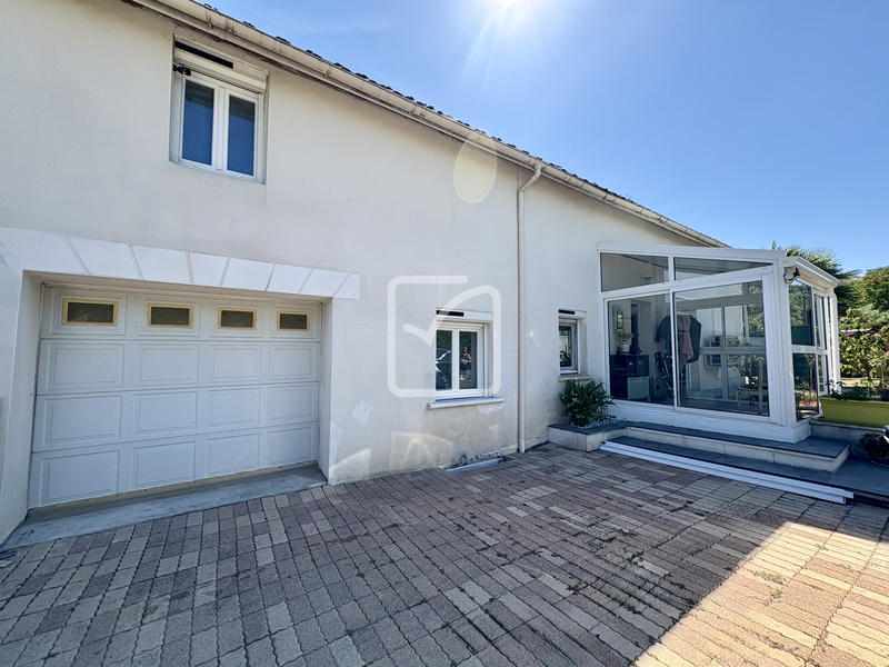 Maison - 168 m² - 5 pièces