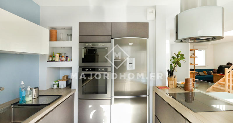 Appartement - 93 m² - 4 pièces