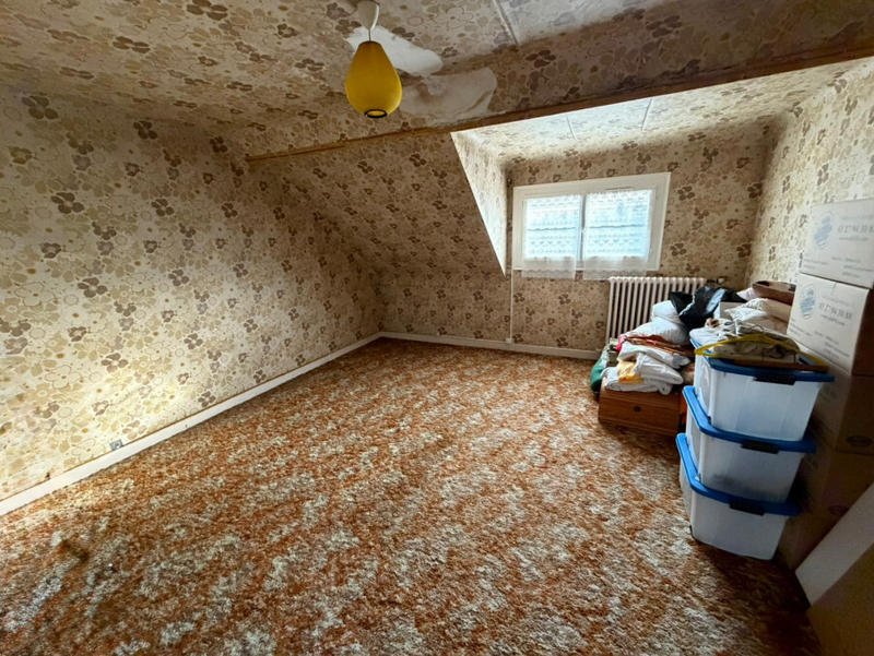 Maison - 92 m² - 6 pièces