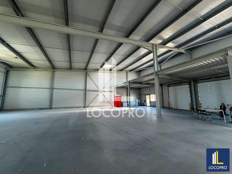 Local d'activité / Entrepôt - 997 m²