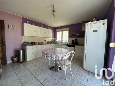 Maison - 174 m² - 8 pièces