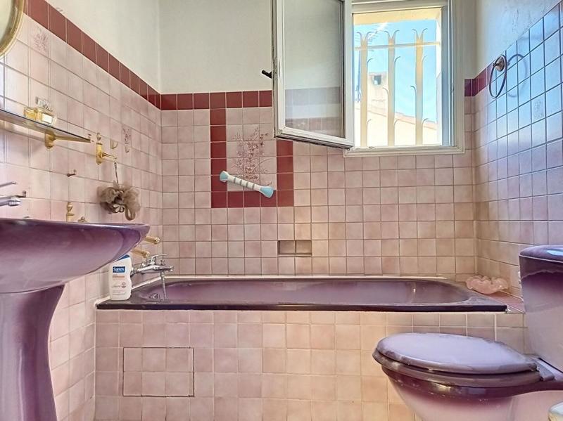 Maison - 96 m² - 5 pièces