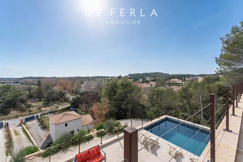 Villa - 170 m² - 4 pièces