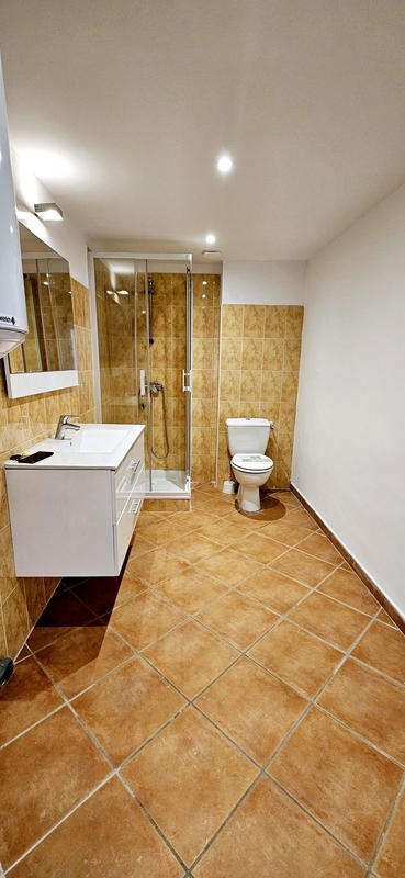 Appartement - 65 m² - 2 pièces