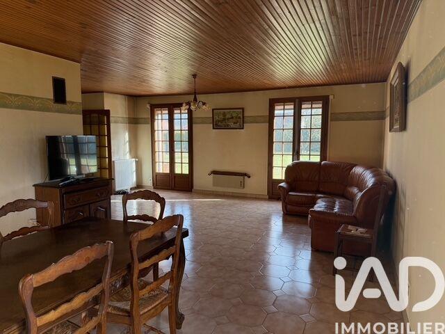 Maison - 153 m² - 8 pièces