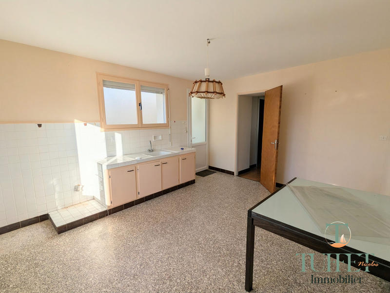 Maison ancienne - 179 m² - 8 pièces