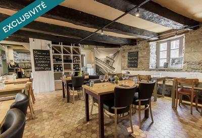 Local commercial - 220 m² - 8 pièces