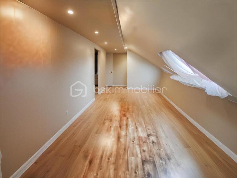 Maison - 119 m² - 6 pièces