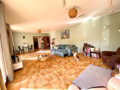 Maison - 155 m² - 6 pièces