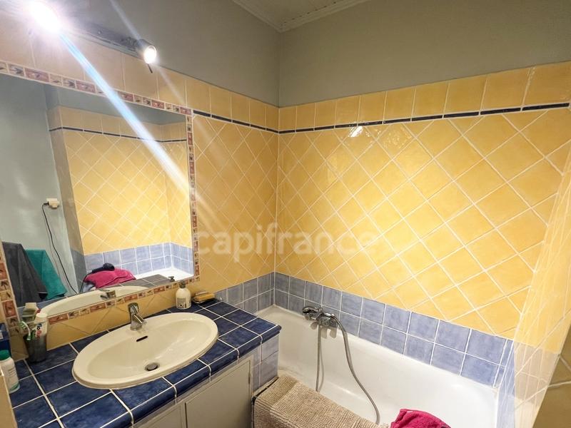 Maison de village - 90 m² - 7 pièces