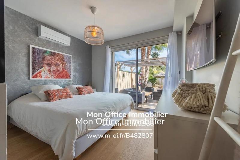 Villa - 90 m² - 4 pièces