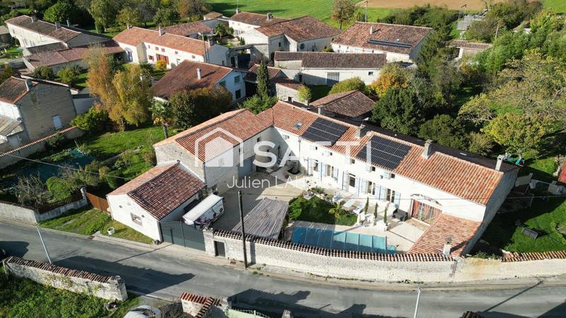 Maison - 299 m² - 7 pièces