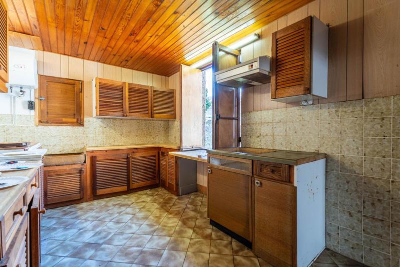 Propriété - 304 m² - 11 pièces