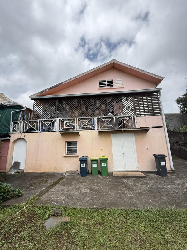 Maison - 173 m² - 8 pièces