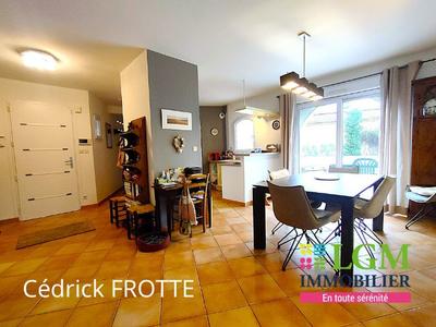 Maison - 195 m² - 5 pièces