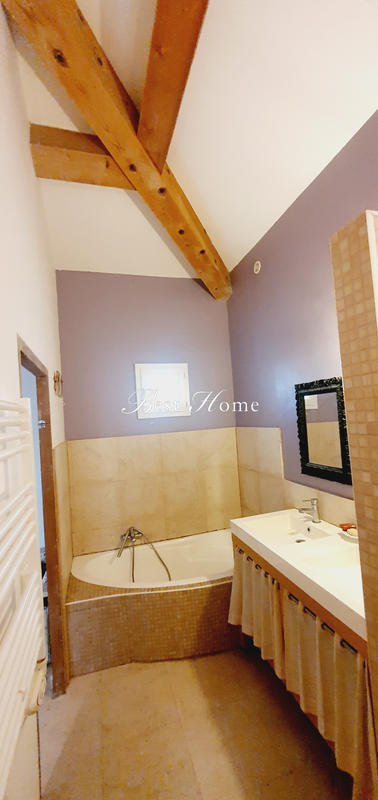 Maison - 182 m² - 5 pièces