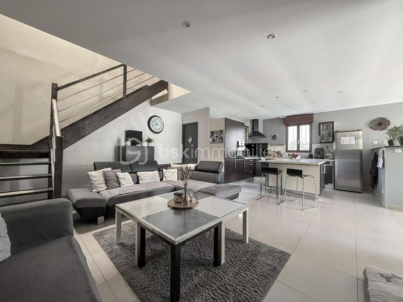 Maison - 166 m² - 6 pièces