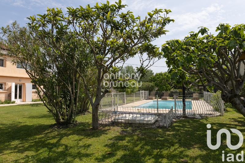 Maison - 220 m² - 9 pièces