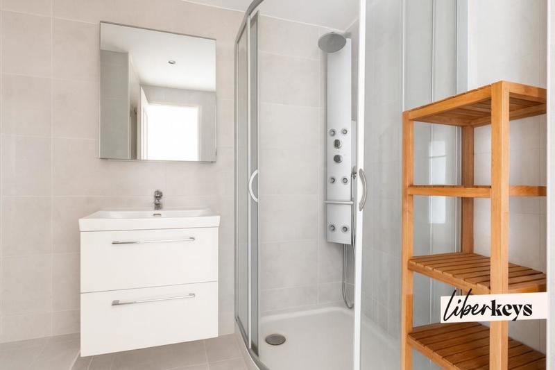 Appartement - 105 m² - 5 pièces