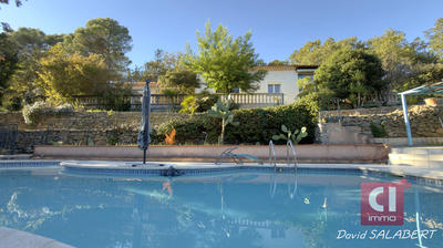 Maison - 162 m² - 6 pièces